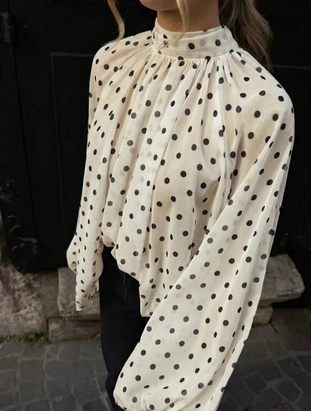 Polka Dot Balloon Sleeve Blouse